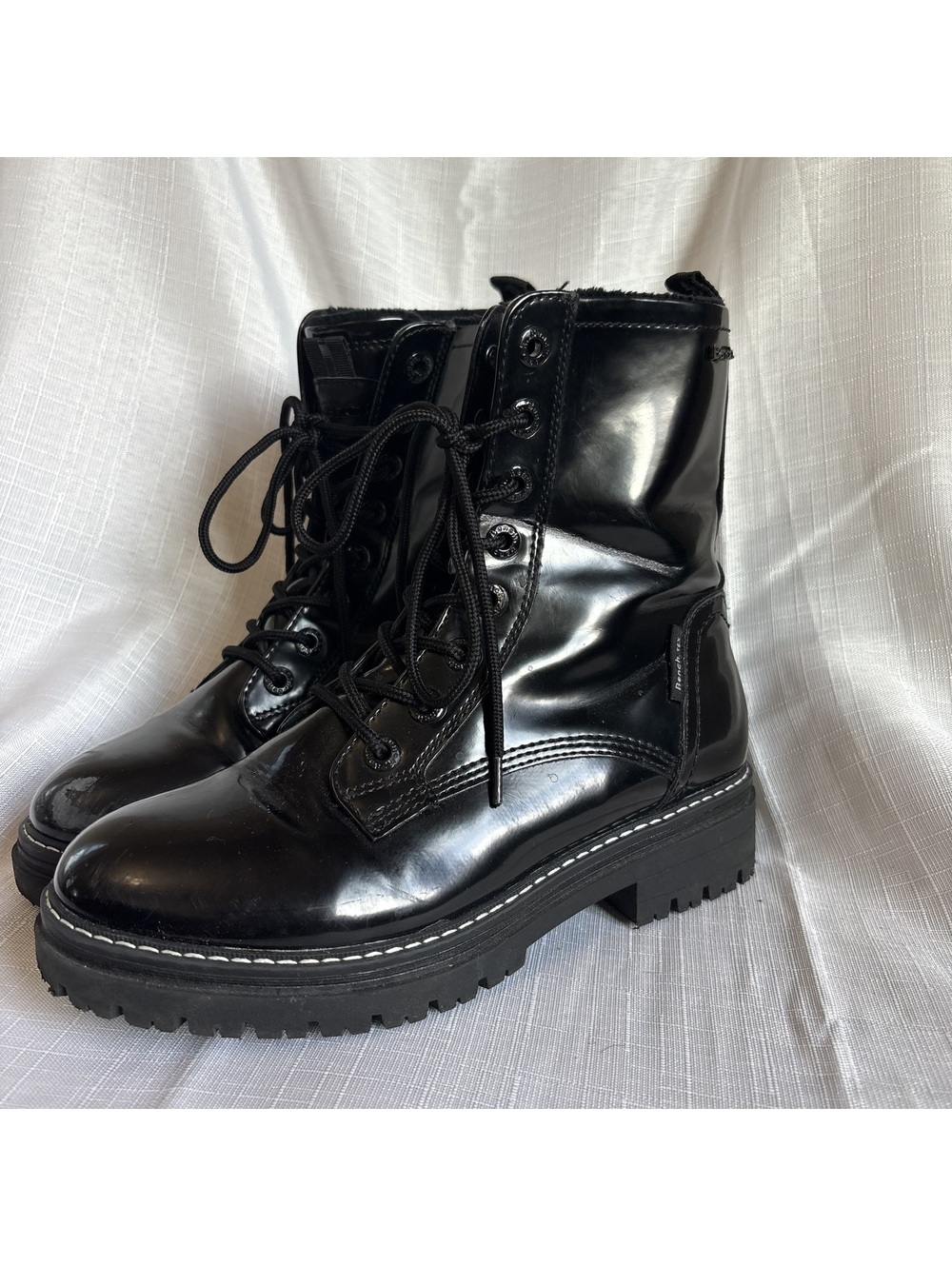 Bench Ryker Womens 8 Black Patent Combat Boots Ankle Lug Sole Fleece Lined